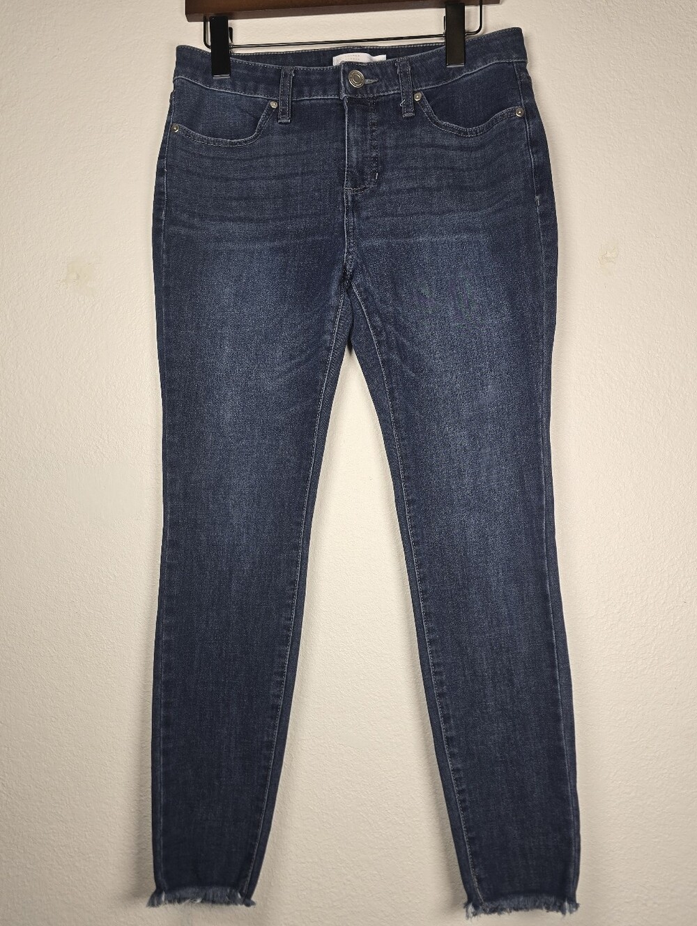 LC Lauren Conrad Super Skinny Jeans Size 8 Fray Hem Dark Wash Stretch Denim